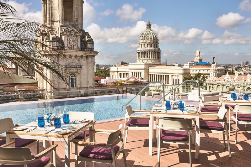 Gran Hotel Manzana Kempinski La Habana_El_Surtidor_Bar.jpg